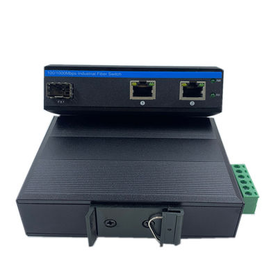IP40 Din Ray 2 * RJ45 Bağlantı Noktaları Endüstriyel Ağ Anahtarı 4KV Ethernet Dalgalanma Koruması