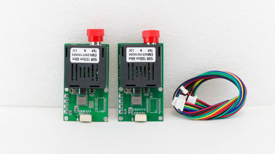 5.5-26V DC ile DC 5.5-26V UAV Platformları için 1 Kanallı Analog Video ve 1 Kanallı TTL Veri ile 80km Fiber Optik Drone Modülü UAV Optik Alıcı-Verici