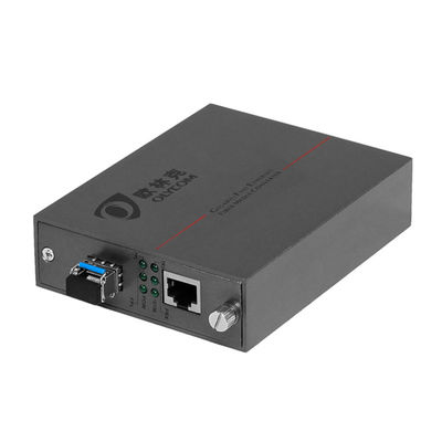 10/100M PoE Medya Dönüştürücüsü LFPT özelliği ile SFP Fiber Optics Unmanaged DC5V